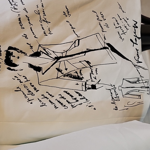 Karl Lagerfeld Paris Womens Signature Script Blaze Soft White Size 6 Nwot - Picture 3 of 6